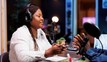 woman-records-conversation-audience woman-records-conversation-audience